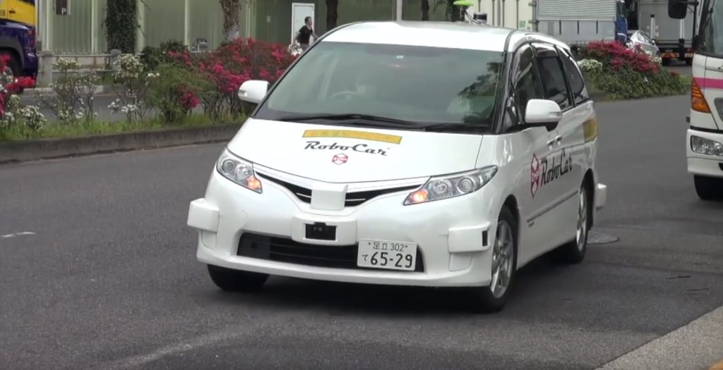 Self Driving Taxi Tokyo - YellRobot