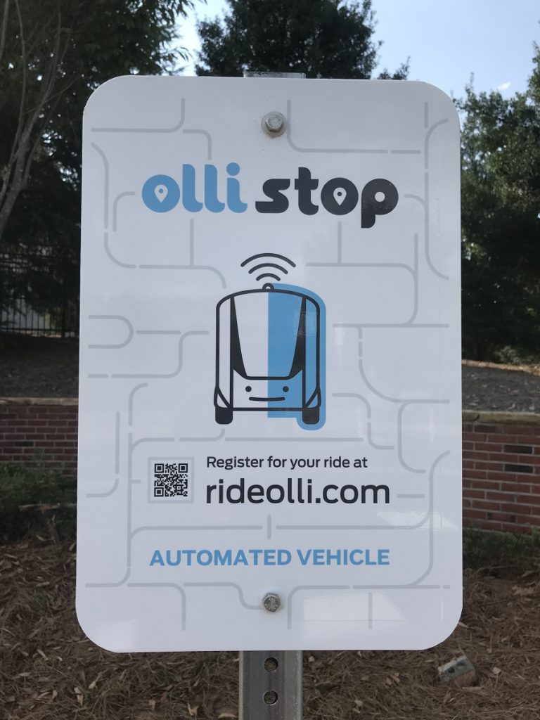 Atlanta Self-Driving Shuttle Peachtree Corners Ollie- YellRobot