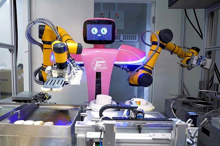 china automated robot restaurant  Foodom - YellRobot