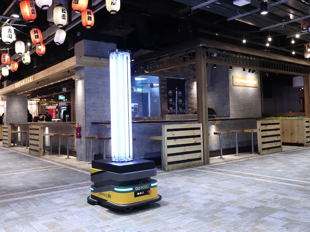 Singapore UV Robots Mall COVID 19 -YellRobot