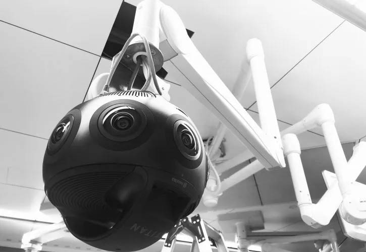 VR Titan Camera Surgery Tokyo Hospital Streaming